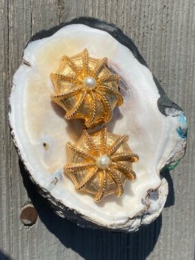 Gold Starburst Pearl Center Clip-On Earrings - Women Jewelry